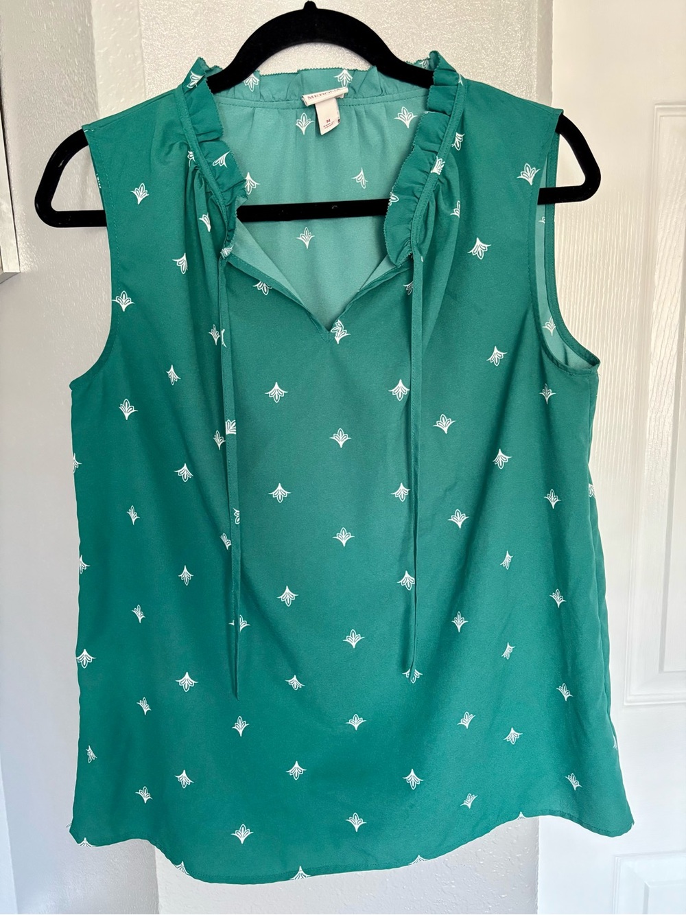 Merona Teal Sleeveless Ruffled Tie-Neck Top Size M